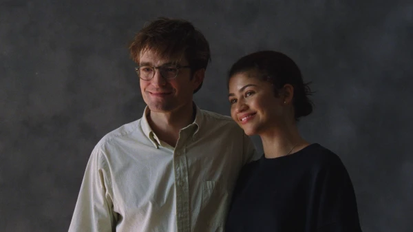 "Das Drama – Noch einmal auf Anfang" - Zendaya, Robert Pattinson und dunkle Abgründe | Breitbild, © LEONINE Studios / A24 "Das Drama – Noch einmal auf Anfang" - Zendaya, Robert Pattinson und dunkle Abgründe | Breitbild, © LEONINE Studios / A24