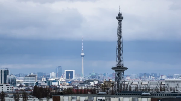 100 Jahre Funkturm: Vom Radiosender zum Wahrzeichen | Berliner Schnipsel, © János Csatlós 100 Jahre Funkturm: Vom Radiosender zum Wahrzeichen | Berliner Schnipsel, © János Csatlós