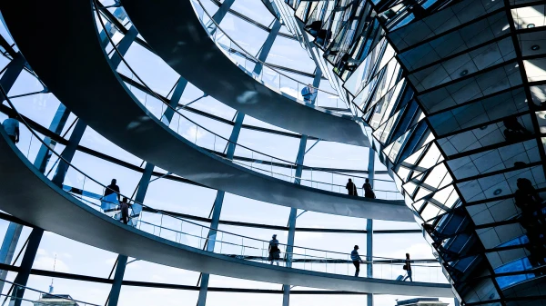 Ausblick 2024 | Politik, © Lilli Waugh Ausblick 2024 | Politik, © Lilli Waugh