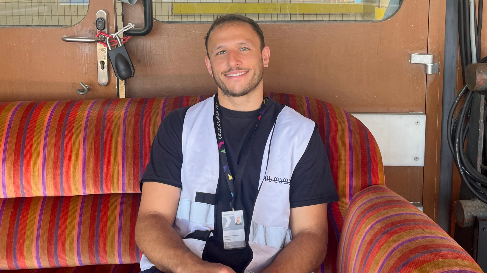 Kulturort "Frachtkante" am ehemaligen Flughafen Tegel | Interview mit Jan Saade von Khisdapaze, © Yola Jordans