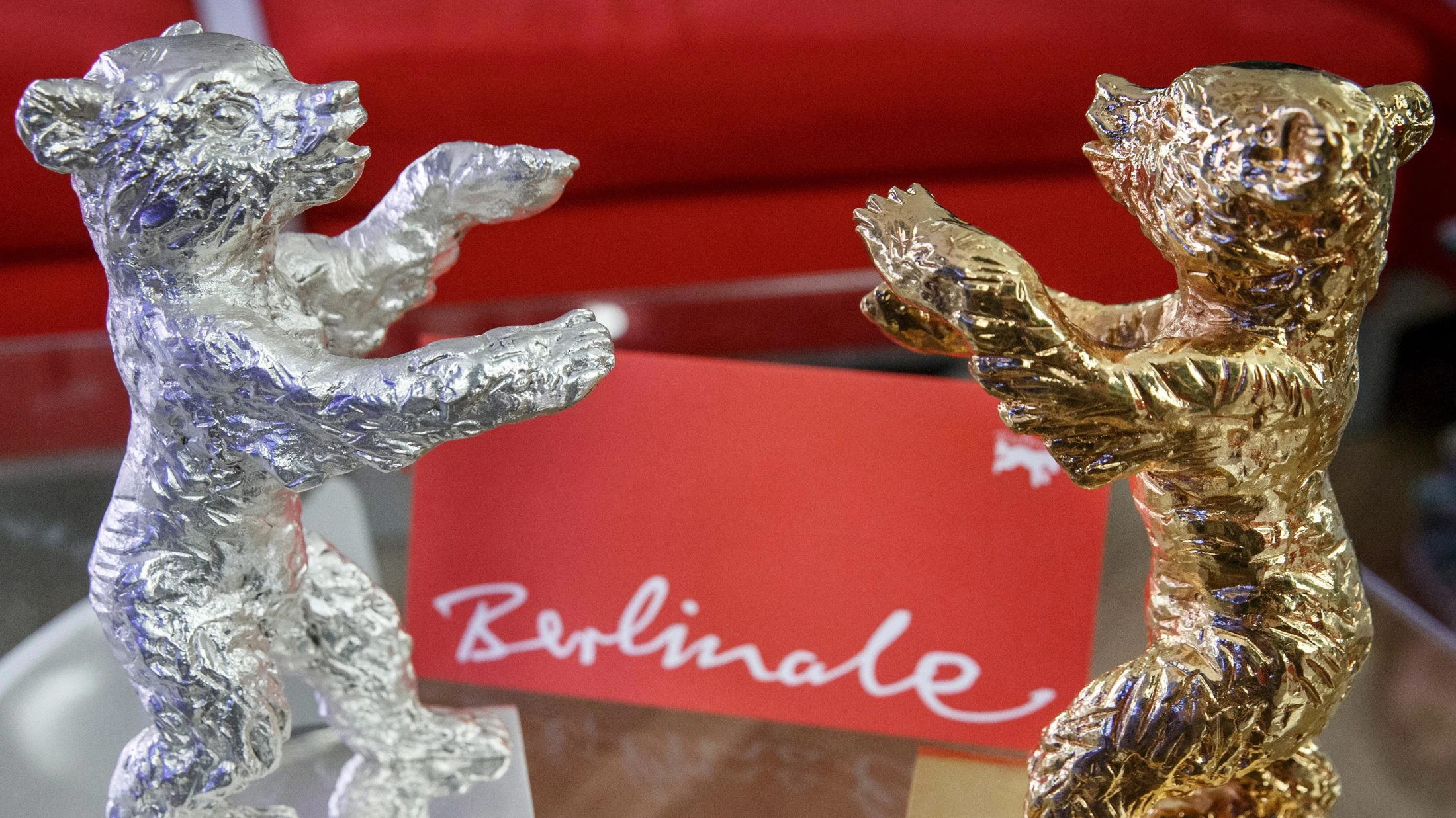 © https://www.berlinale.de/de/presse/pressematerial/pressefotos-auszeichnungen.html © https://www.berlinale.de/de/presse/pressematerial/pressefotos-auszeichnungen.html