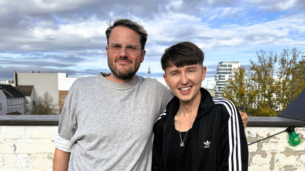 Dem Stottern eine Bühne geben - Maksims Engagement für mehr Sichtbarkeit | Interview, © Alina Weber