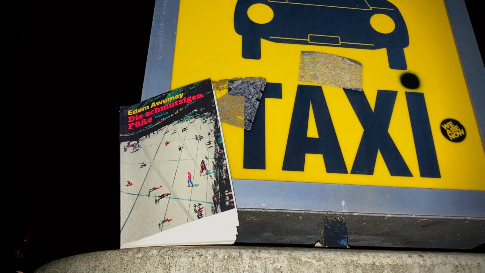 Edem Awumey - Die schmutzigen Füße | Lesen und lesen lassen Edem Awumey - Die schmutzigen Füße | Lesen und lesen lassen