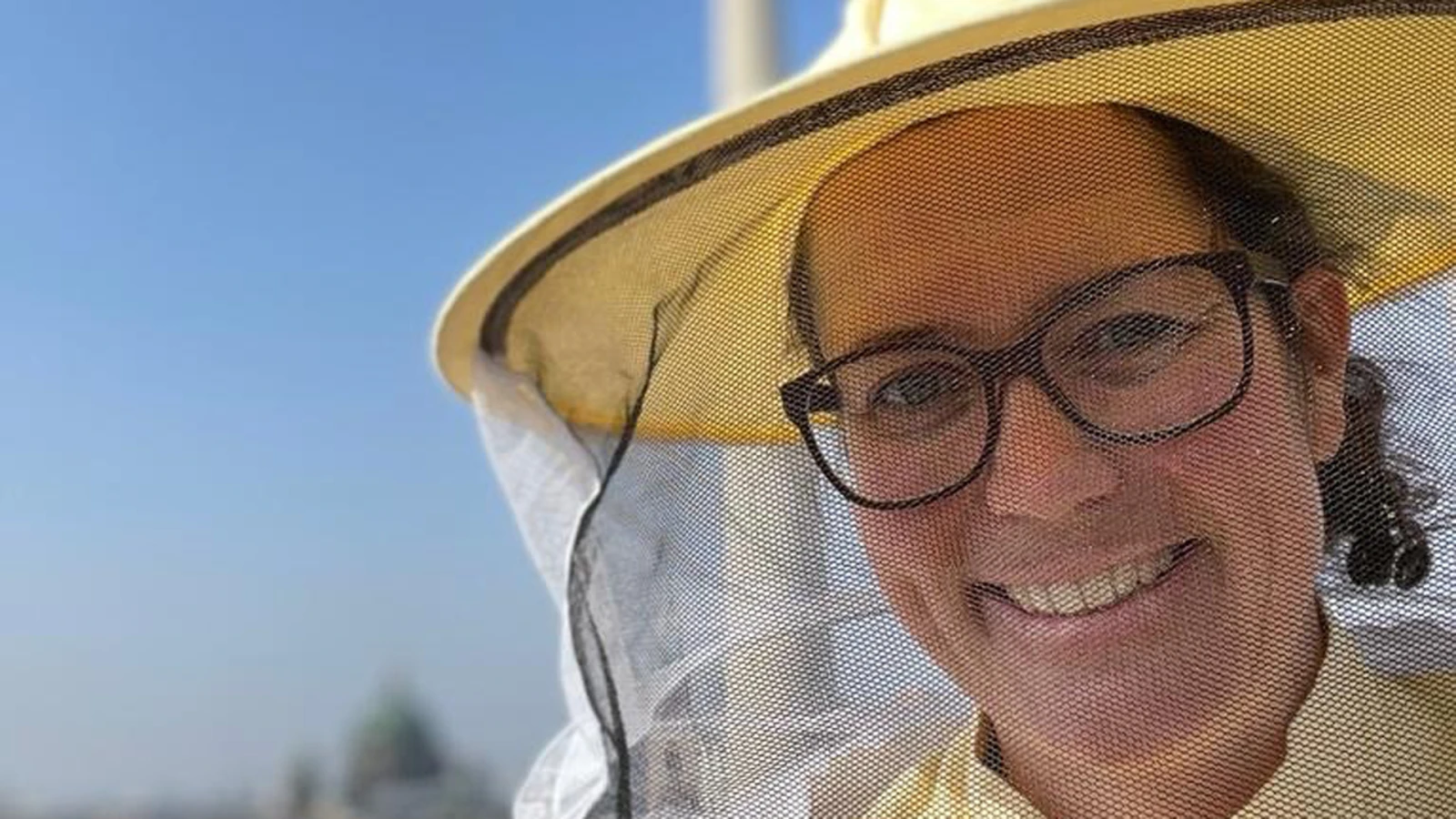 Imkerin Johanna Trenkelbach | Durch die Woche mit..., © Johanna Trenkelbach Imkerin Johanna Trenkelbach | Durch die Woche mit..., © Johanna Trenkelbach