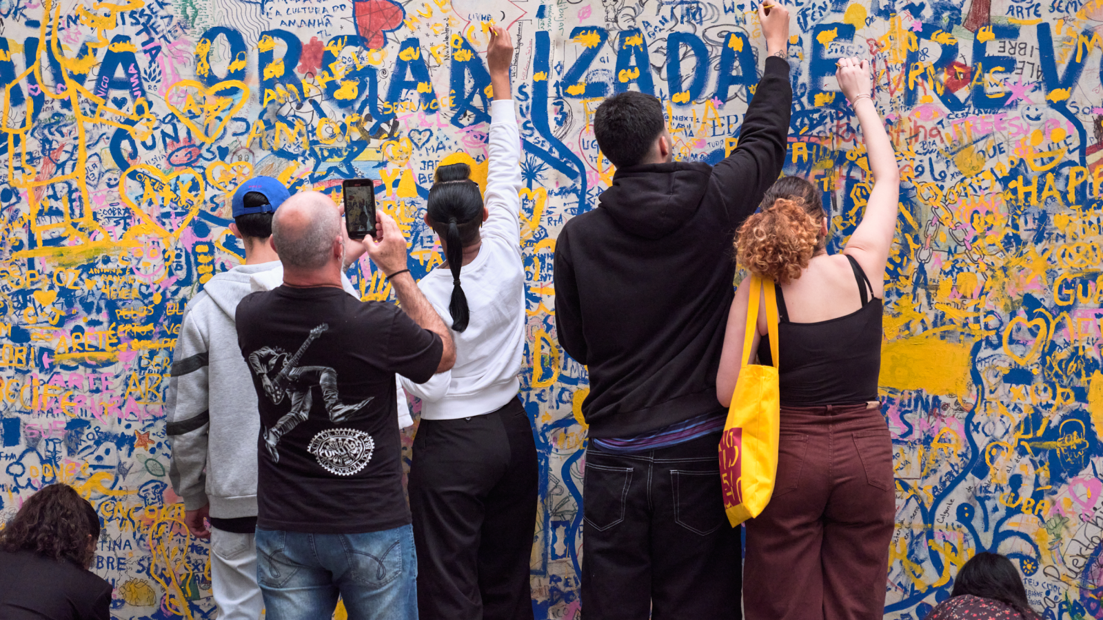 Oscar Murillo: Kollektive Osmose | DAS MINSK (Potsdam), © Oscar Murillo, A song to a tearful garden, 2025. Courtesy of the artist © Oscar Murillo. Photo: Reinis Lismanis