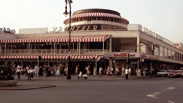 Das Café Kranzler und die Erfindung des Berliner Szenelebens | Berliner Schnipsel, © Willy Pragher Das Café Kranzler und die Erfindung des Berliner Szenelebens | Berliner Schnipsel, © Willy Pragher