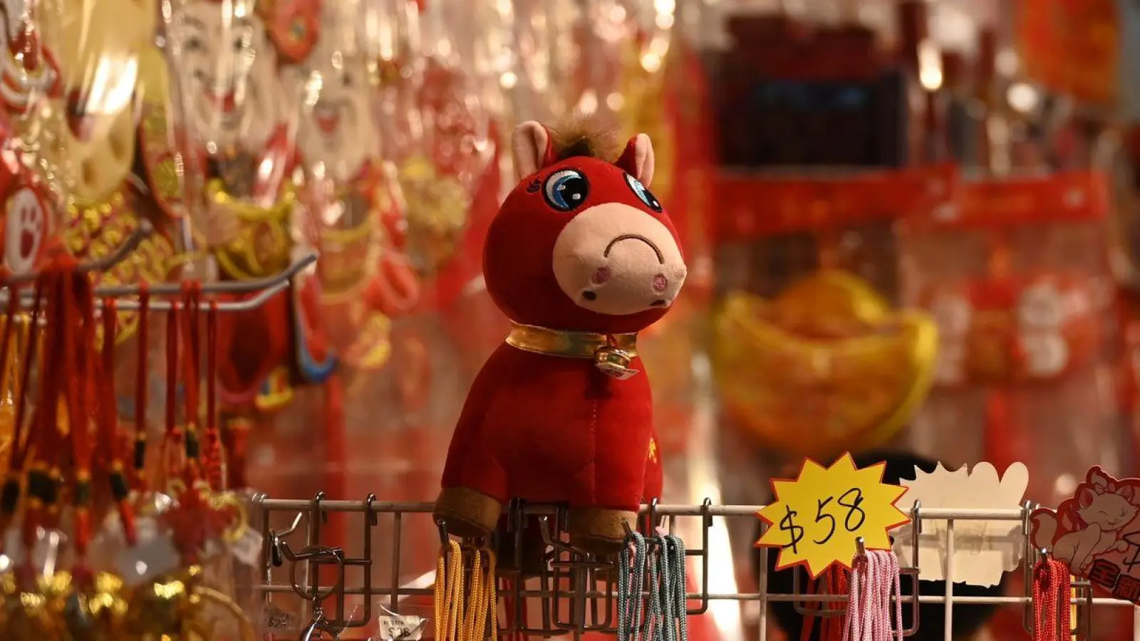 Das Feuer-Pferd galoppiert an | Einblick ins Chinesische Neujahr, © Johannes Neudecker