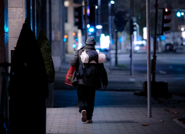 Obdachlosigkeit bis 2030 abschaffen? | Housing First in Berlin , © AR/Unsplash