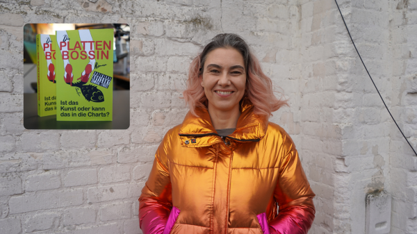 "Die Plattenbossin" | Autorin Corie Emm im Interview, © FluxFM