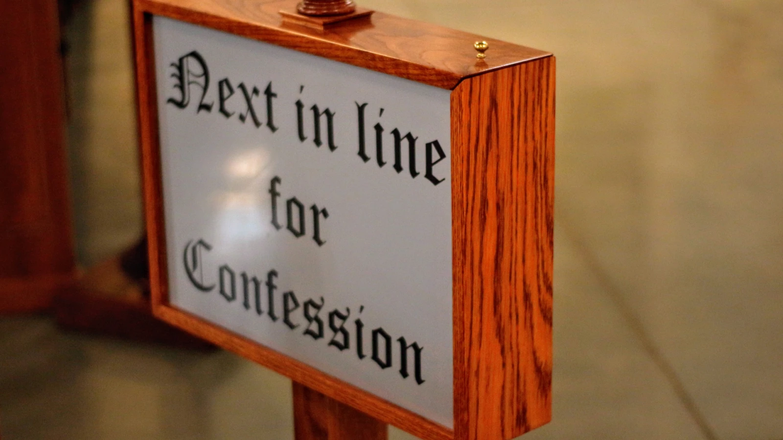 Eure Klimabeichte | Pater Gerd spricht euch von euren Klimasünden los Eure Klimabeichte | Pater Gerd spricht euch von euren Klimasünden los