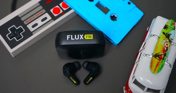 © FluxFM © FluxFM