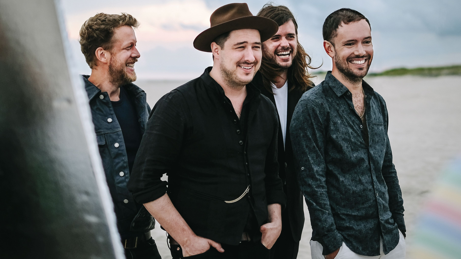 Neu im FluxFM-Programm: Mumford & Sons, Tocotronic, Joy Crookes, The Wombats uvm., © Gavin Batty / Universal Music