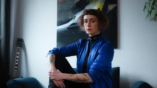 "Wie Familie, nur besser" | Soziologin im FluxFM-Interview, © Andrea Newerla "Wie Familie, nur besser" | Soziologin im FluxFM-Interview, © Andrea Newerla