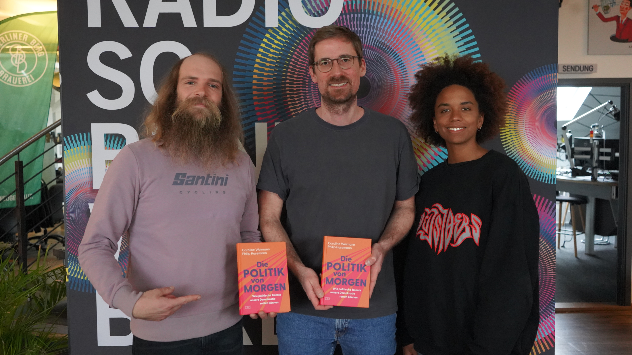 Philipp Husemann zu Gast bei FluxFM im Interview mit Martin Gertz und Diona Bathily, © Anna Kohlhause