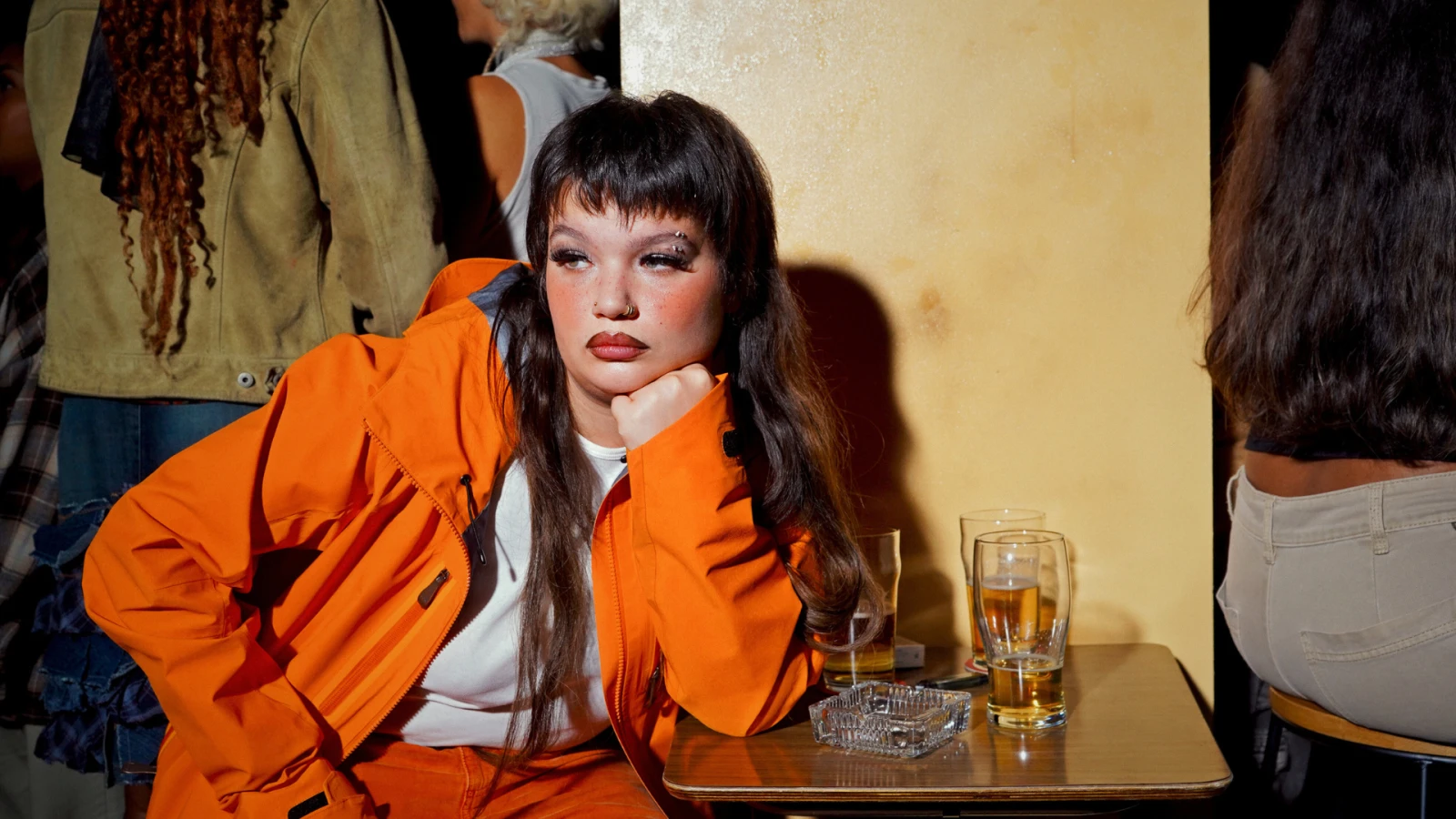 Neu im FluxFM-Programm: Lola Young, James Blake, Hinds & Beck, WILLOW uvm., © Amy Peskett/Universal Music Neu im FluxFM-Programm: Lola Young, James Blake, Hinds & Beck, WILLOW uvm., © Amy Peskett/Universal Music