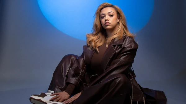 "Therapy was a huge part of 'IRL'" | R'n'B Sängerin Mahalia im FluxFM Interview, © Sirui Ma "Therapy was a huge part of 'IRL'" | R'n'B Sängerin Mahalia im FluxFM Interview, © Sirui Ma