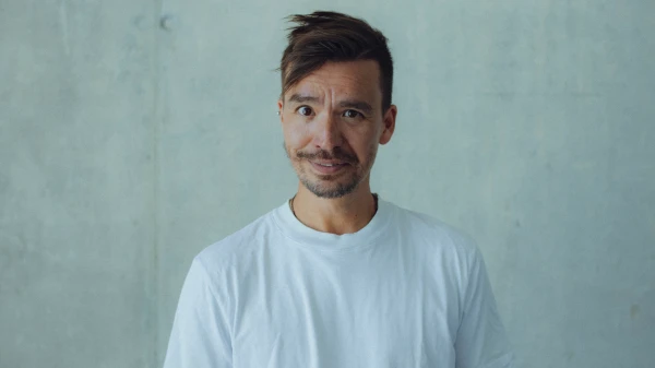 Notendruck, Hausaufgabenstress, Lernfrust? | Interview mit Lehrer & Autor Bob Blume, © Oliver Forstner Notendruck, Hausaufgabenstress, Lernfrust? | Interview mit Lehrer & Autor Bob Blume, © Oliver Forstner